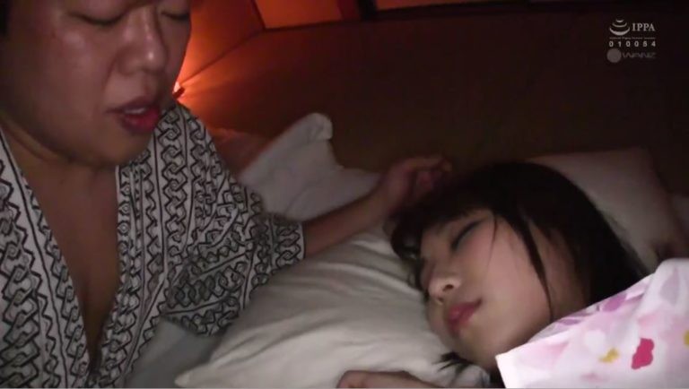 bua-tiec-sex-toi-loi-cua-nguoi-vo-tre