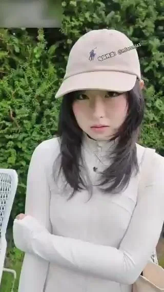 co-gai-ra-duong-cho-trai-la-du